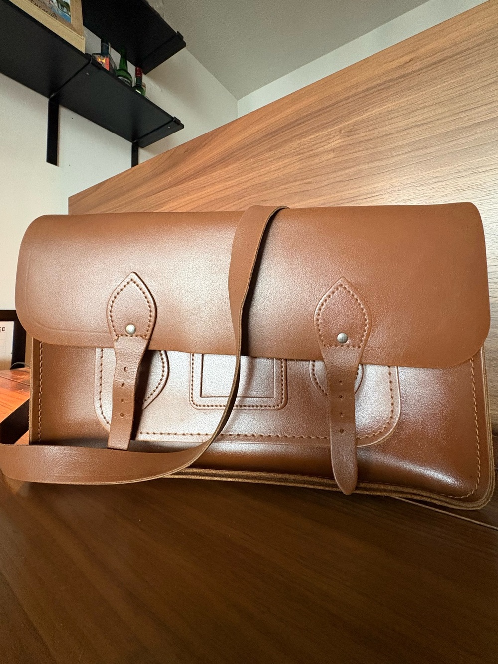 Cambridge Satchel Company The 14 Inch Satchel classic in saddle tan